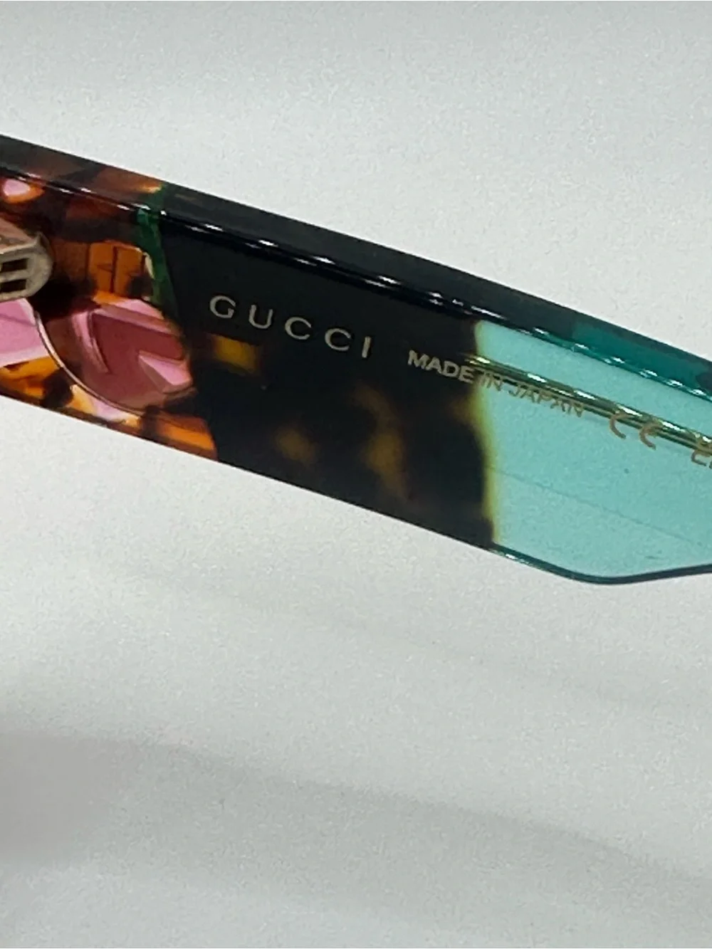 GUCCI Square Sunglasses in Watermelon Havana (Never Worn)